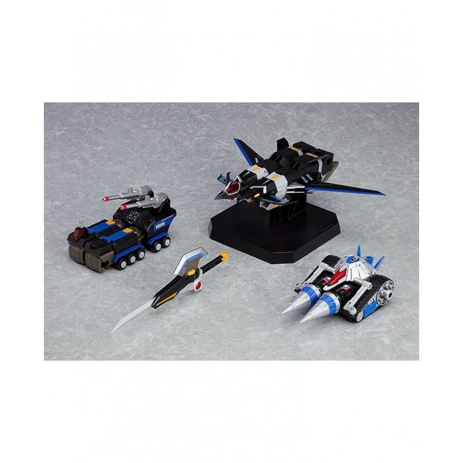 Max Combine DX Full Power Gridman (Initial Fighter Color) Vinyl Figure