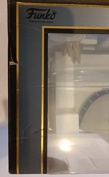 09 Batman (with The Hall of Justice) - Town - DC Funko POP - Box Damaged