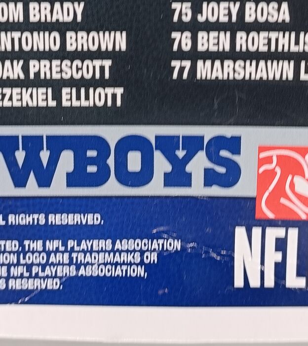 #68 Ezekiel Elliott (Color Rush) - NFL Dallas Cowboys Box Damaged Funko POP
