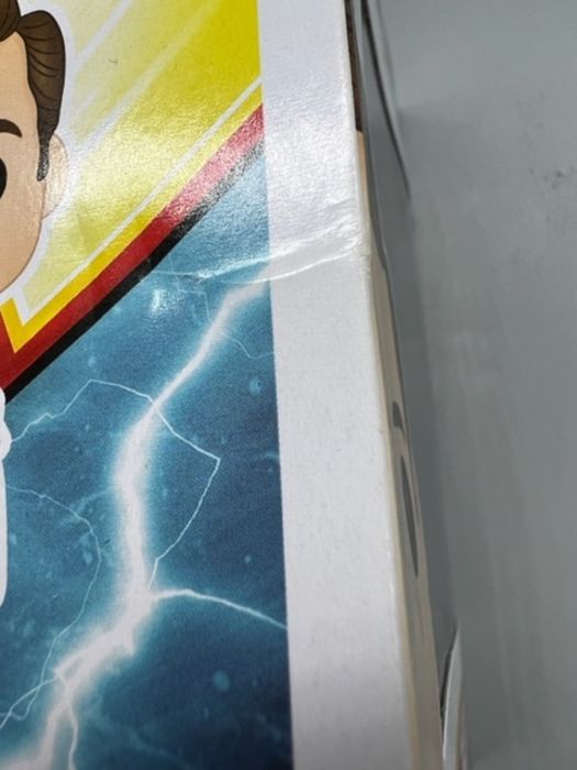 261 Freddy - DC Shazam! - Funko POP - Box Damaged