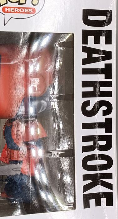 #49 Deathstroke - DC Comics - Box Damaged Funko POP