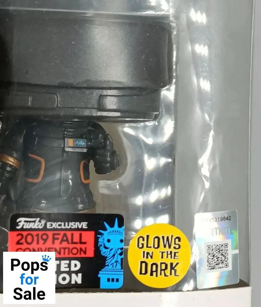 #442 Dark Voyager Glow - Fortnite 2019 Con - Box Damaged Funko POP