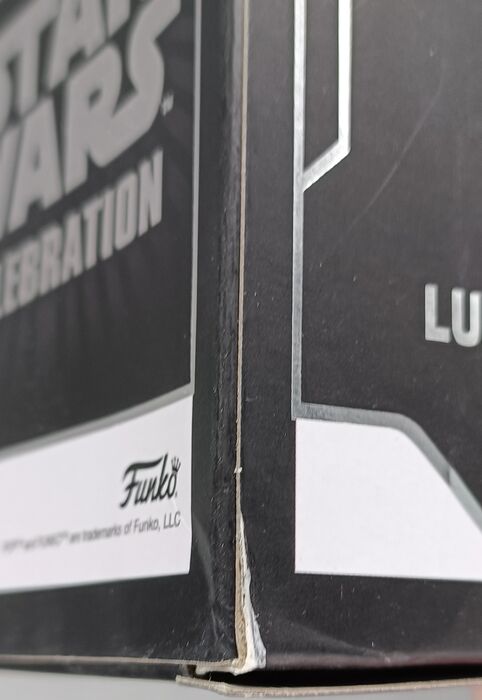 #511 Luke Skywalker - Star Wars - 2022 Con - Box Damaged Funko POP