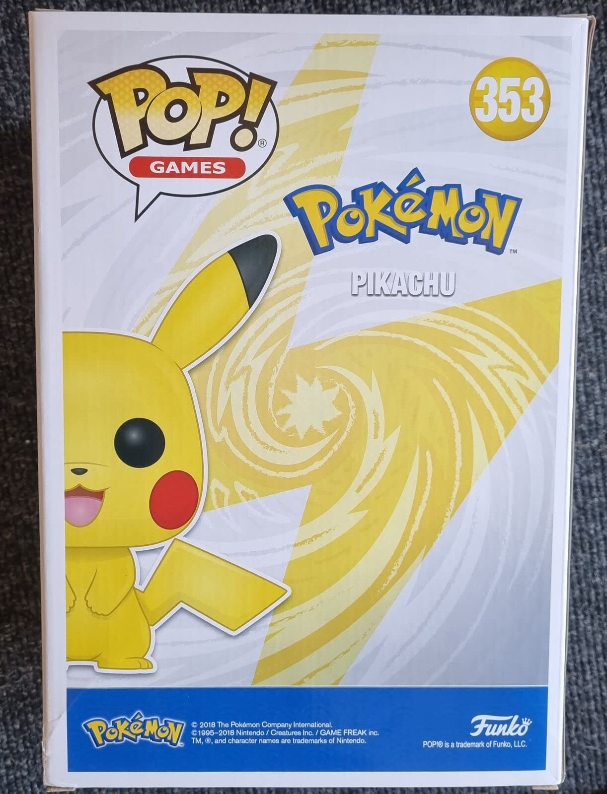 353 Pikachu - 10 Inch Supersize - Pokemon - Funko POP - Box Damaged