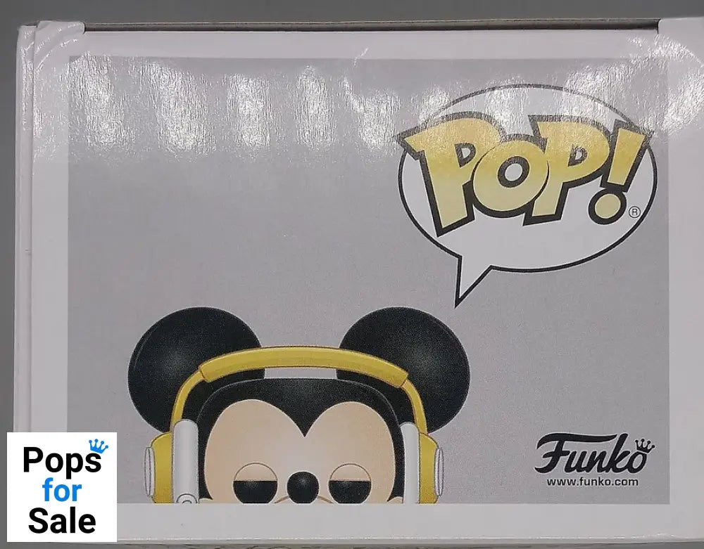 515 Gamer Mickey (Sitting) Disney 90 Years - Funko POP - Box Damaged