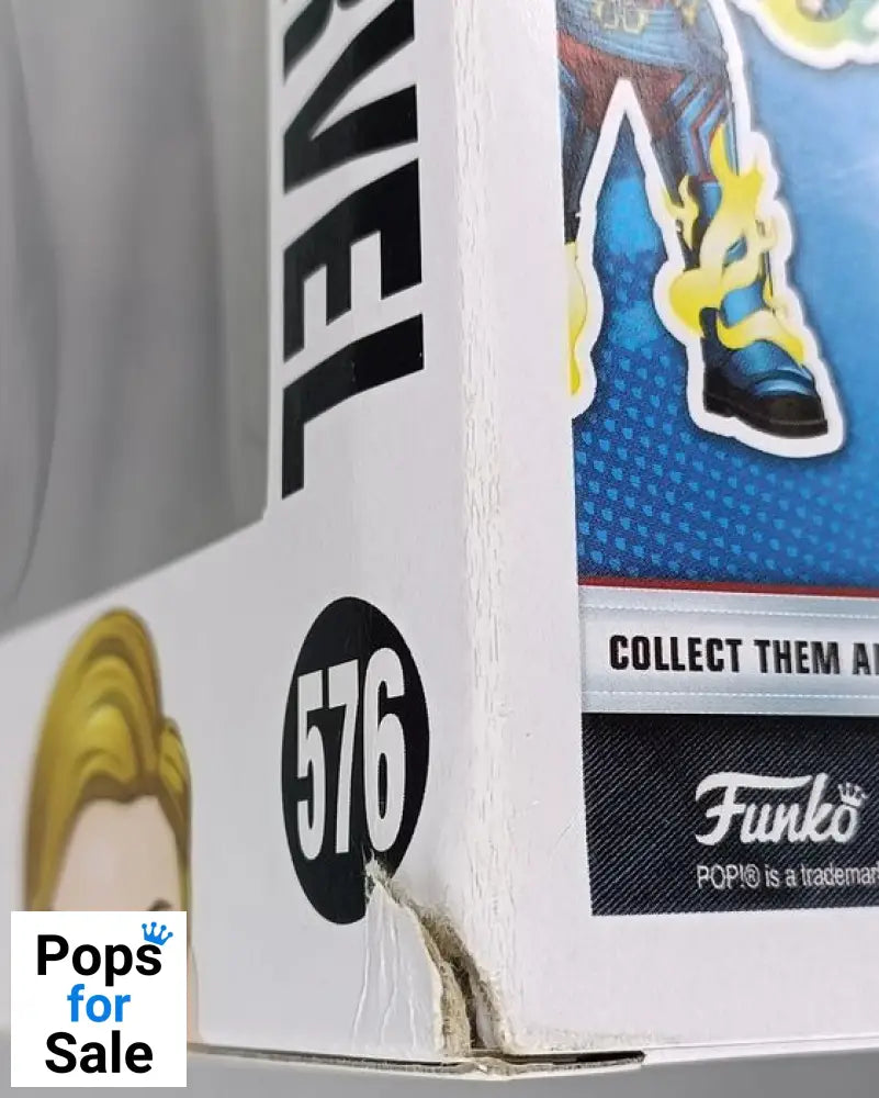 576 Captain Marvel (Short Hair) Marvel Avengers Endgame Funko POP - Box Damaged