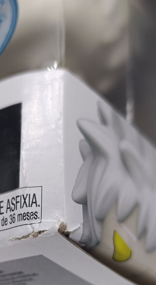 1739 White Ichigo - Bleach - Funko POP - Box Damaged