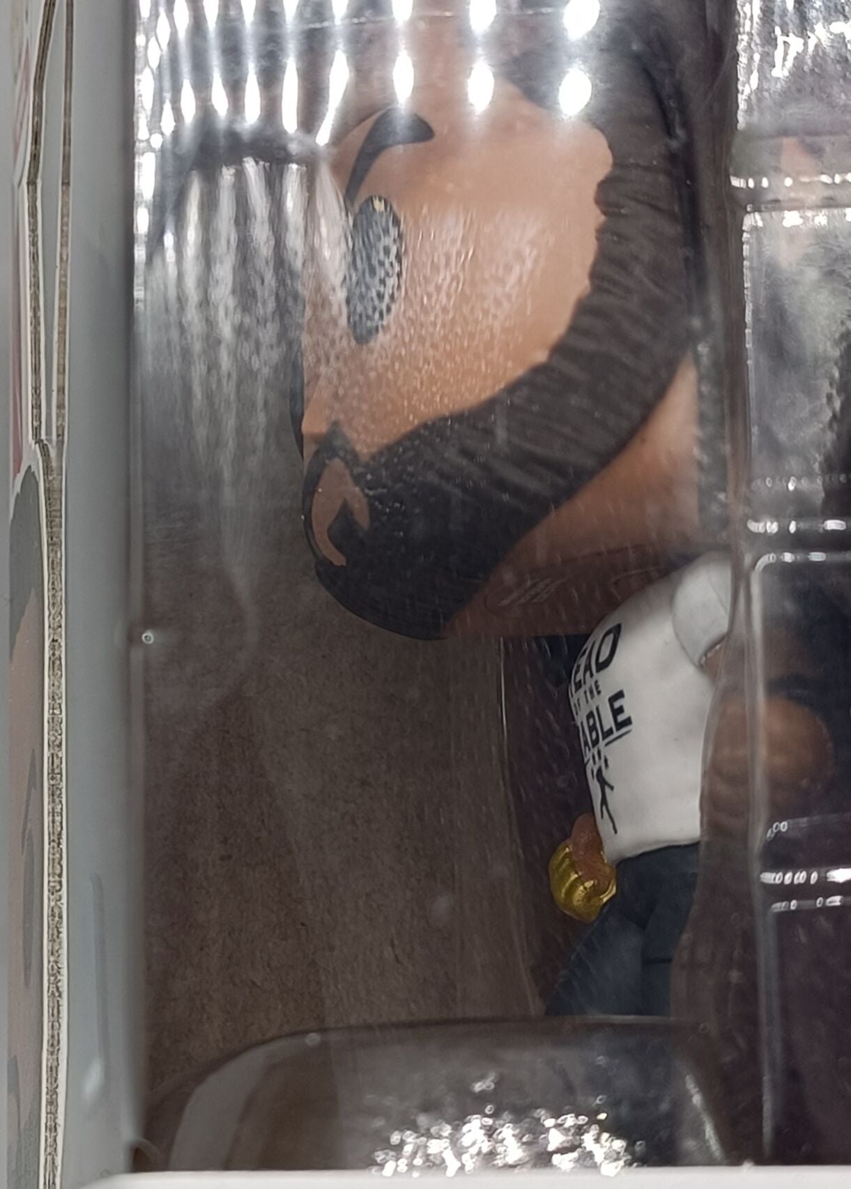 111 Roman Reigns (Head of the Table) - WWE - Funko POP - Box Damaged