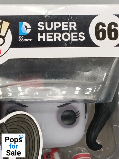 66 Harley Quinn (New 52- Roller Derby) - DC - Funko POP - Box Damaged