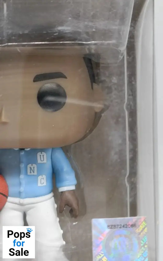 75 Michael Jordan (UNC- Warm Ups) - NBA - Funko POP - Box Damaged