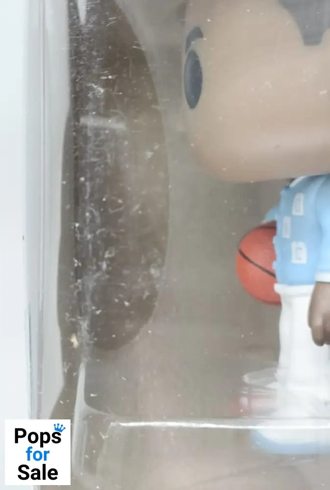 75 Michael Jordan (UNC- Warm Ups) - NBA - Funko POP - Box Damaged