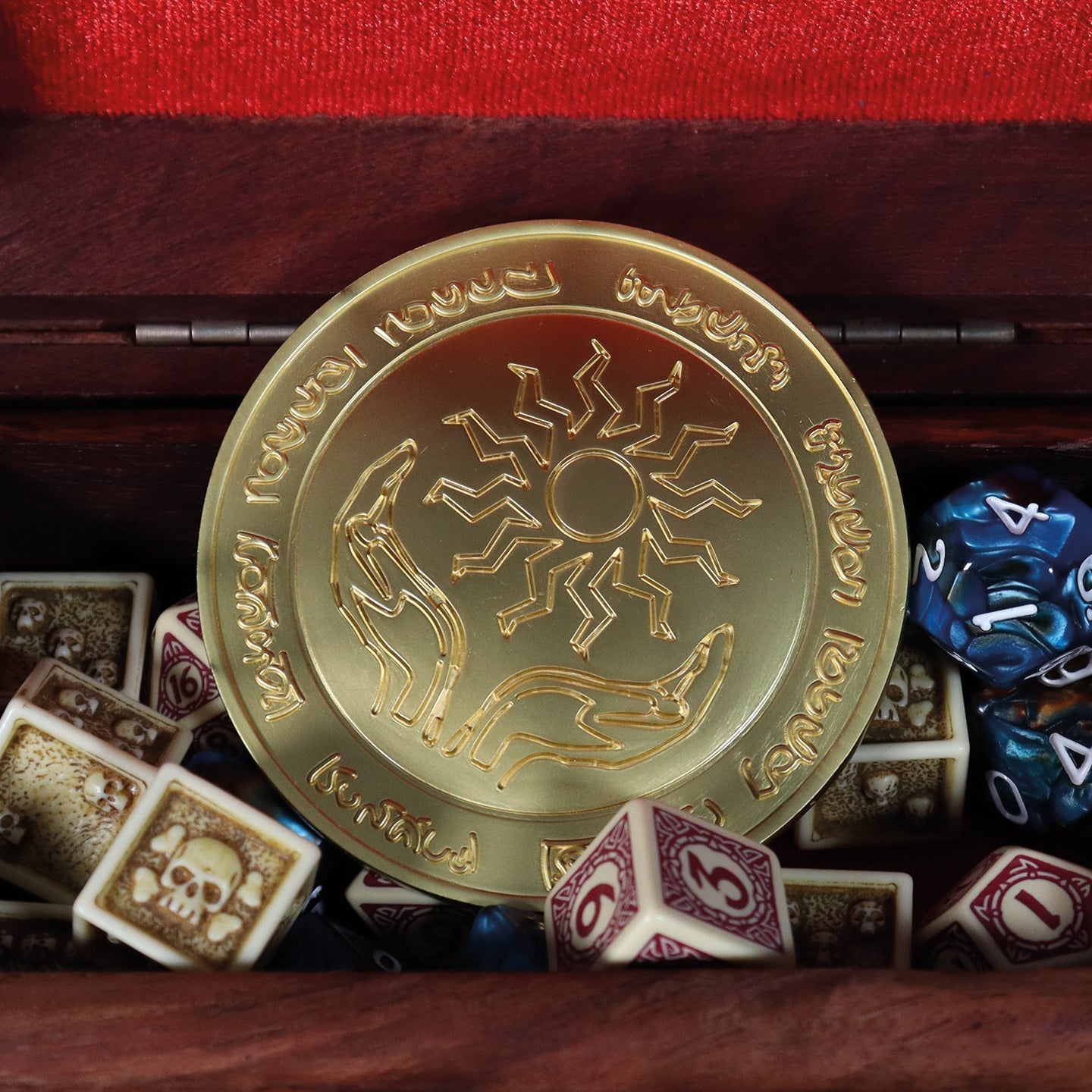 Dungeons & Dragons 24k Gold Plated Amulet of Health Medallion Medallion