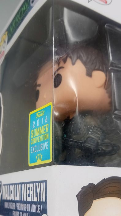 350 Malcolm Merlyn - Arrow - 2016 Con Funko POP - Box Damaged
