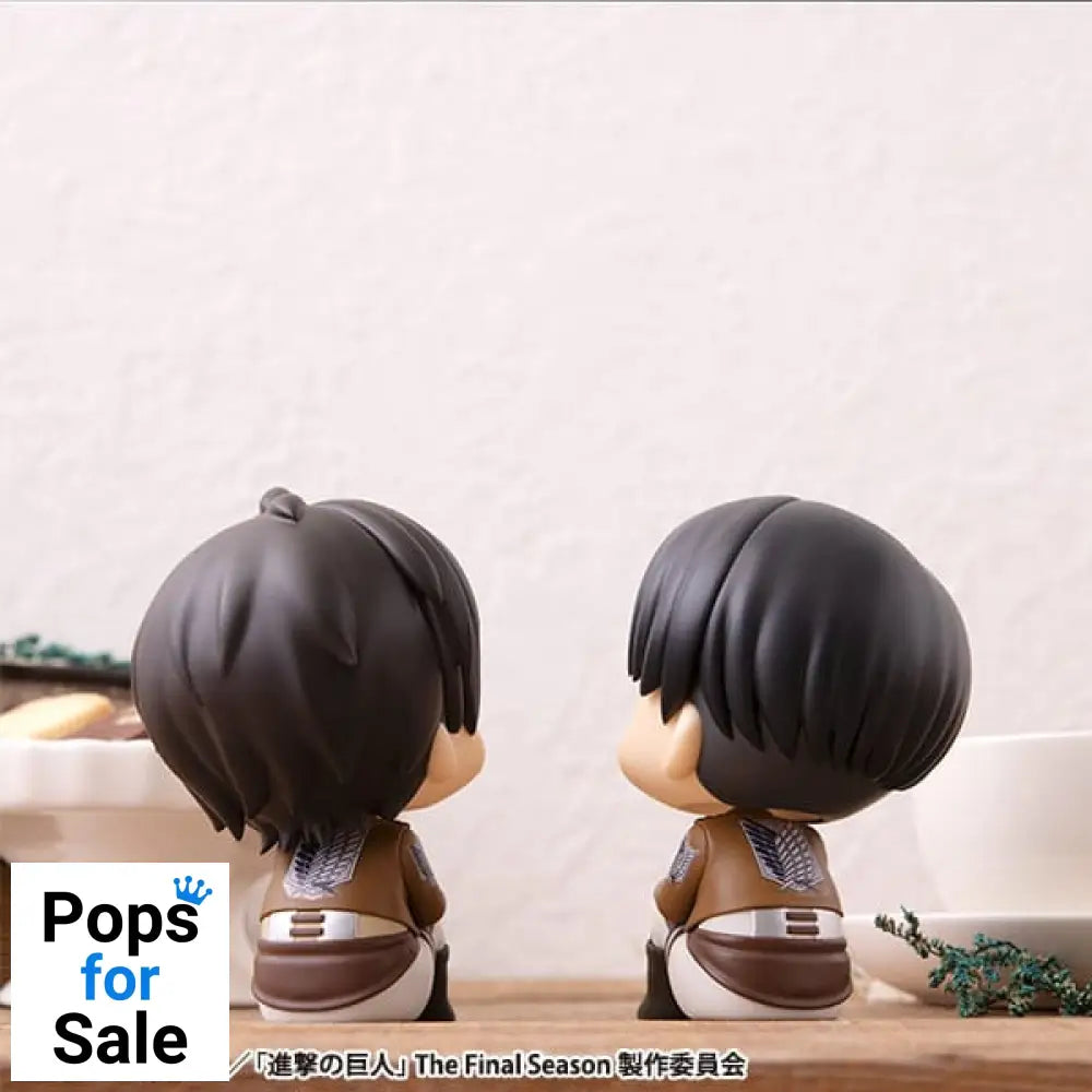 Attack on Titan Look Up PVC Statue Eren Jaeger & Levi Set (with gift) 11 cm Statues