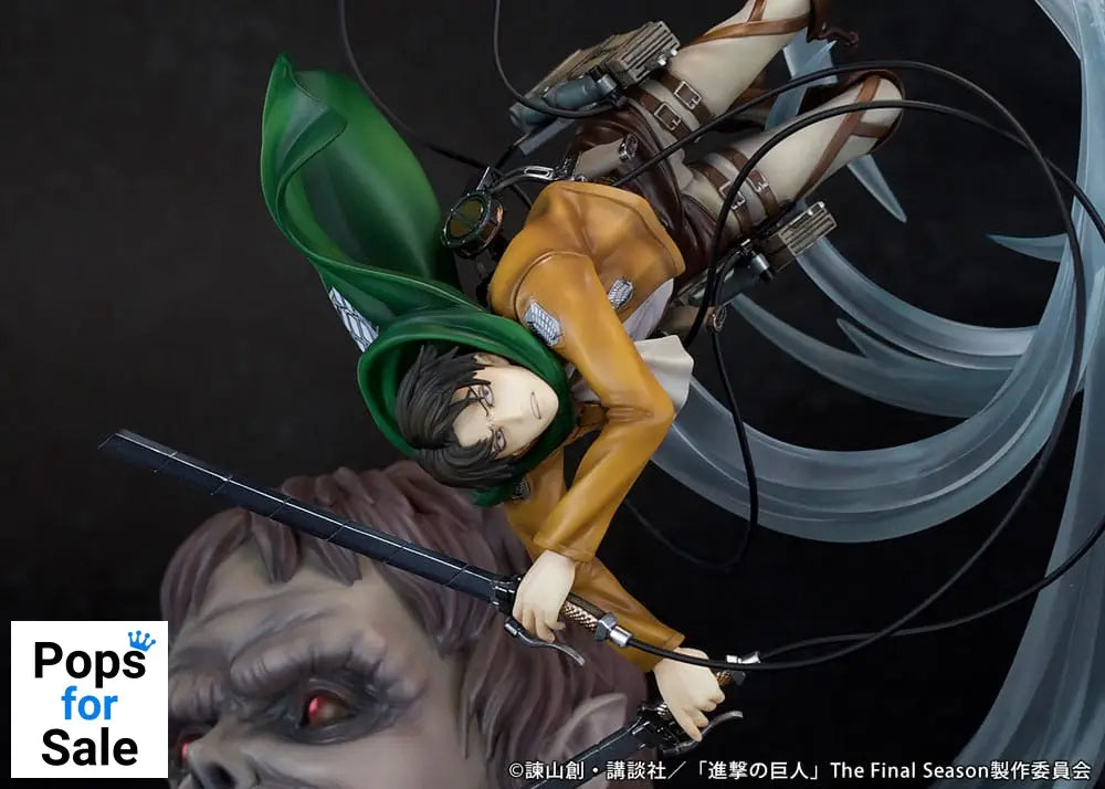 Attack on Titan PVC Statue 1/7 Levi vs Beast Titan Ver. 28 cm