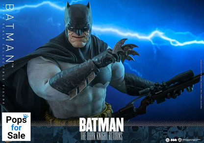 Batman: The Dark Knight Returns Comic Masterpiece Action Figure 1/6 Batman 32 cm Action figures