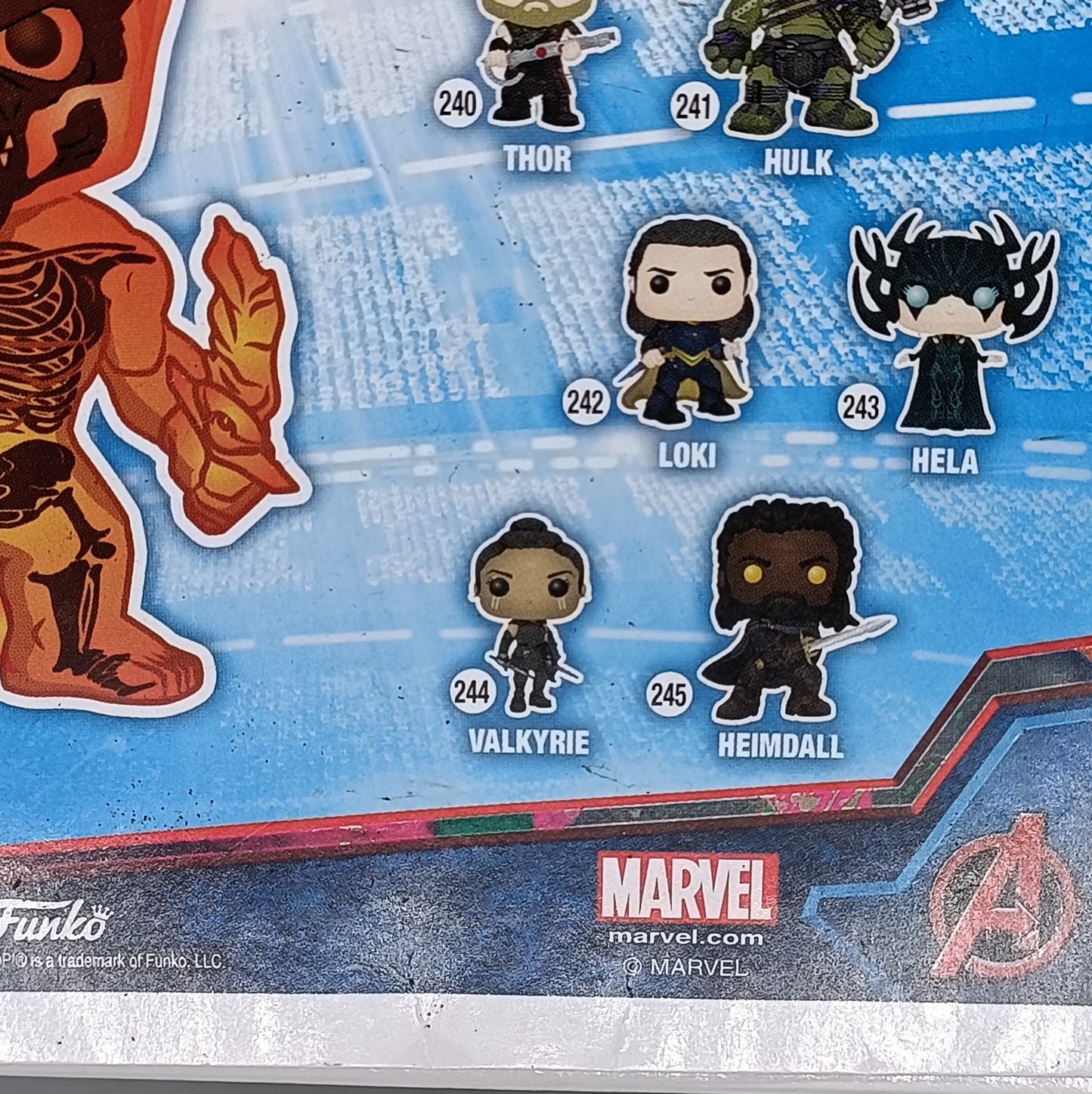 #252 Surtur - Marvel Thor Ragnarok - Box Damaged Funko POP