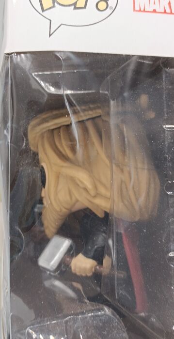 #482 Thor (w/ Stormbreaker and Mj?lnir) Marvel Avenge Box Damaged Funko POP