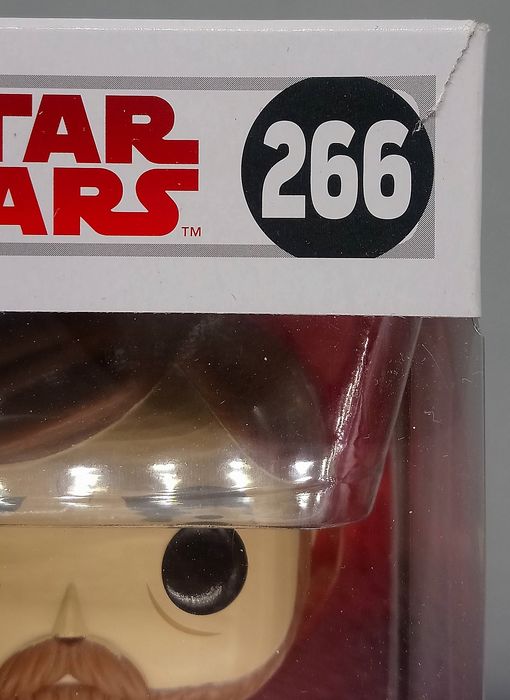266 Luke Skywalker (Final Battle) Star Wars The Last Jedi Box Damaged Funko POP