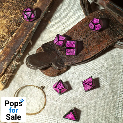Call of Cthulhu 7th Edition Dice Set Black & Magenta (7)