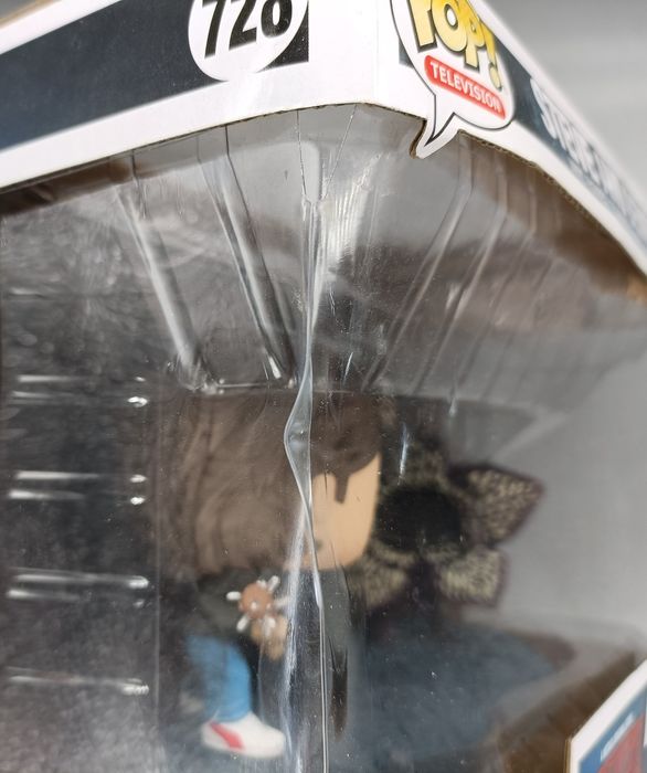 728 Steve and Demodog - TV Moment - Stranger Things - Damaged Box Funko POP