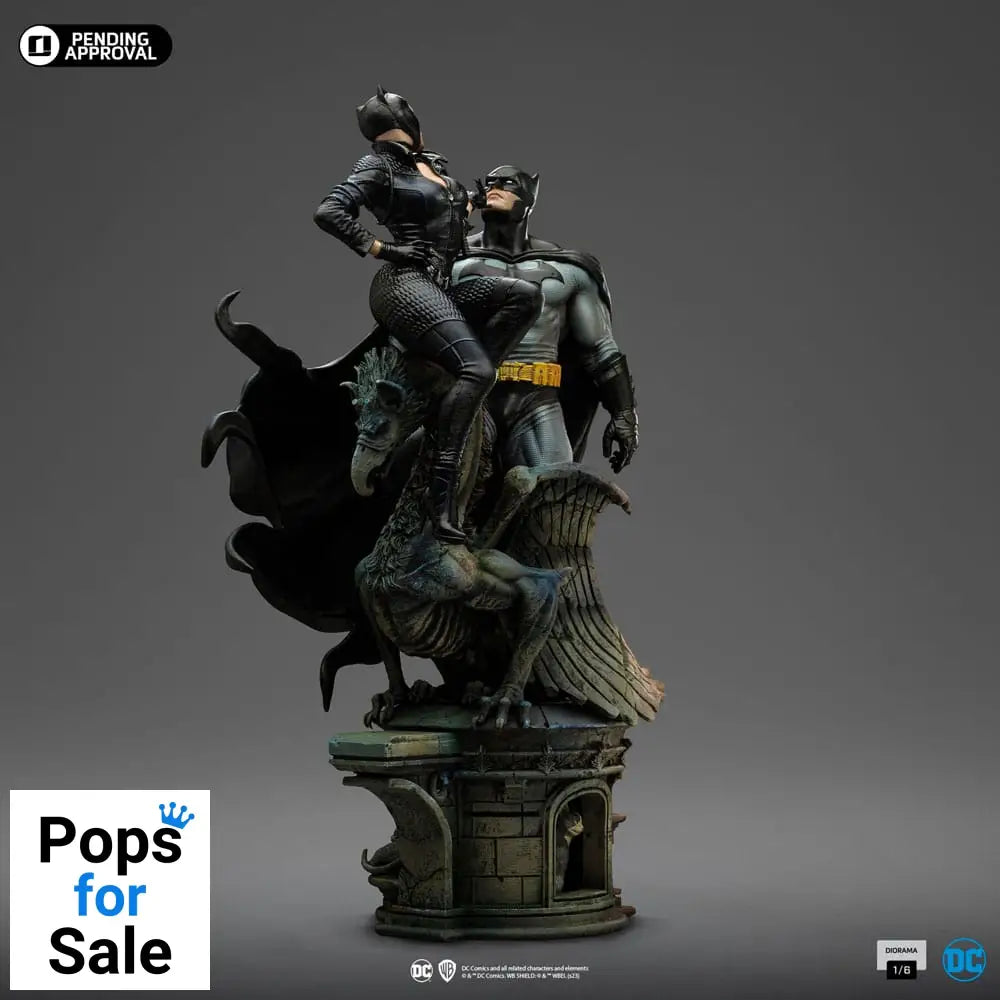 DC Comics Diorama 1/6 Batman & Catwoman 51 cm
