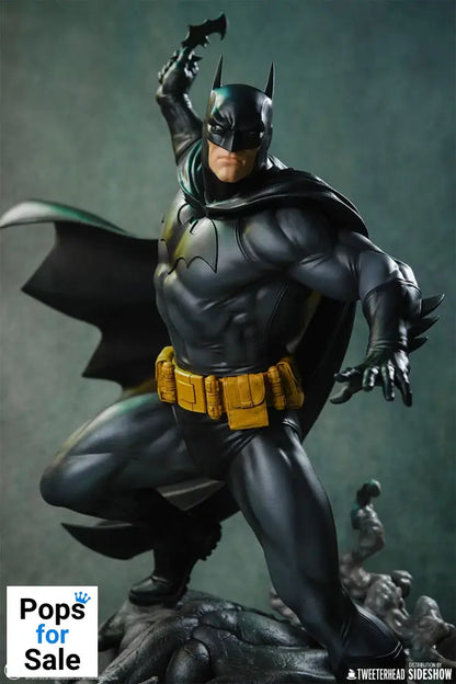 DC Comics Maquette 1/6 Batman (Black and Gray Edition) 50 cm Statues