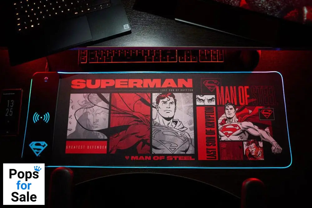 DC Comics Mousepad with Mobile Charger Superman