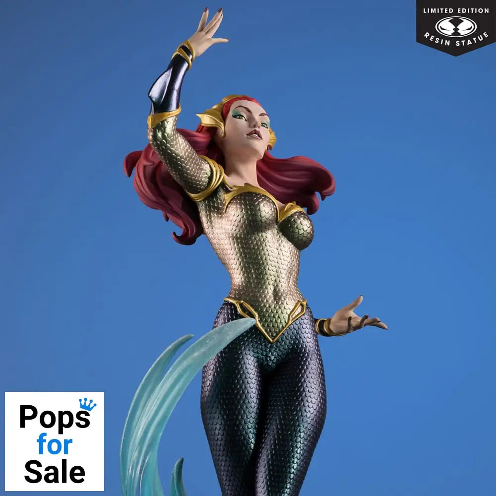DC Direct Cover Girls Statue 1/8 Mera by J. Scott Campbell 26 cm