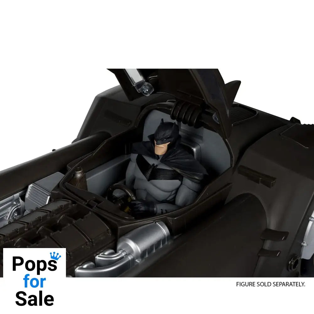 DC Multiverse Vehicle White Knight Batmobile (Gold Label) 18 cm Vehicles