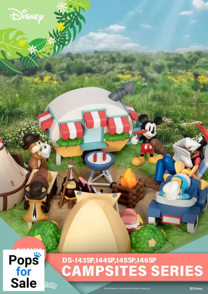 Disney D-Stage Campsite Series PVC Diorama Mini & Pluto Special Edition 10 cm