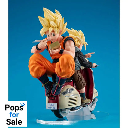 Dragonball Z 05 Desktop Real McCoy PVC Diorama Super Saiyan Son Goku & Super Saiyan Son Gohan & Motorbike 16 cm