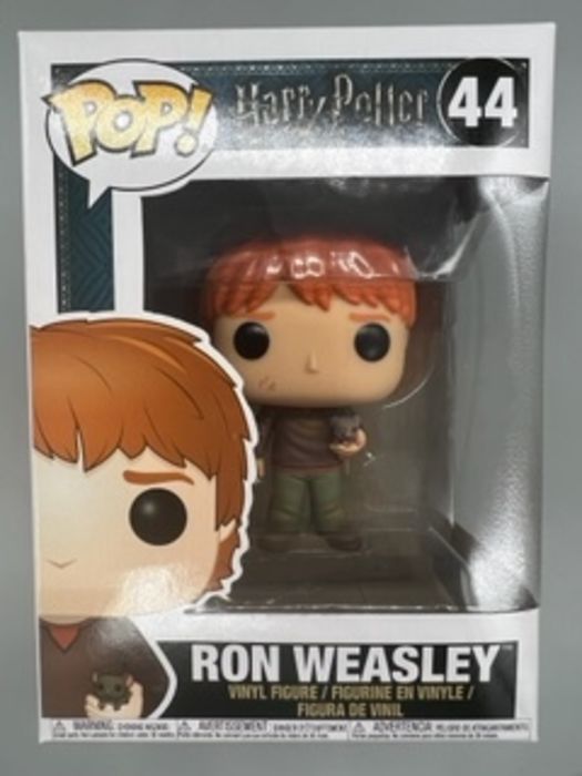 #44 Ron Weasley (w/ Scabbers) - Harry Potter - Box Damaged Funko POP