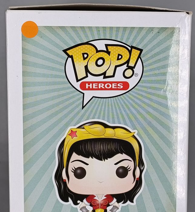 167 Wonder Woman - DC Bombshells - Box Damaged Funko POP
