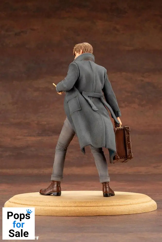 Fantastic Beasts 2 ARTFX+ PVC Statue 1/10 Newt Scamander 18 cm