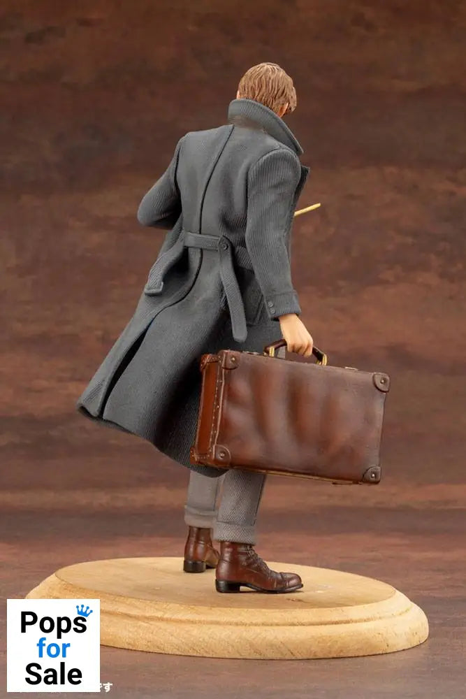 Fantastic Beasts 2 ARTFX+ PVC Statue 1/10 Newt Scamander 18 cm