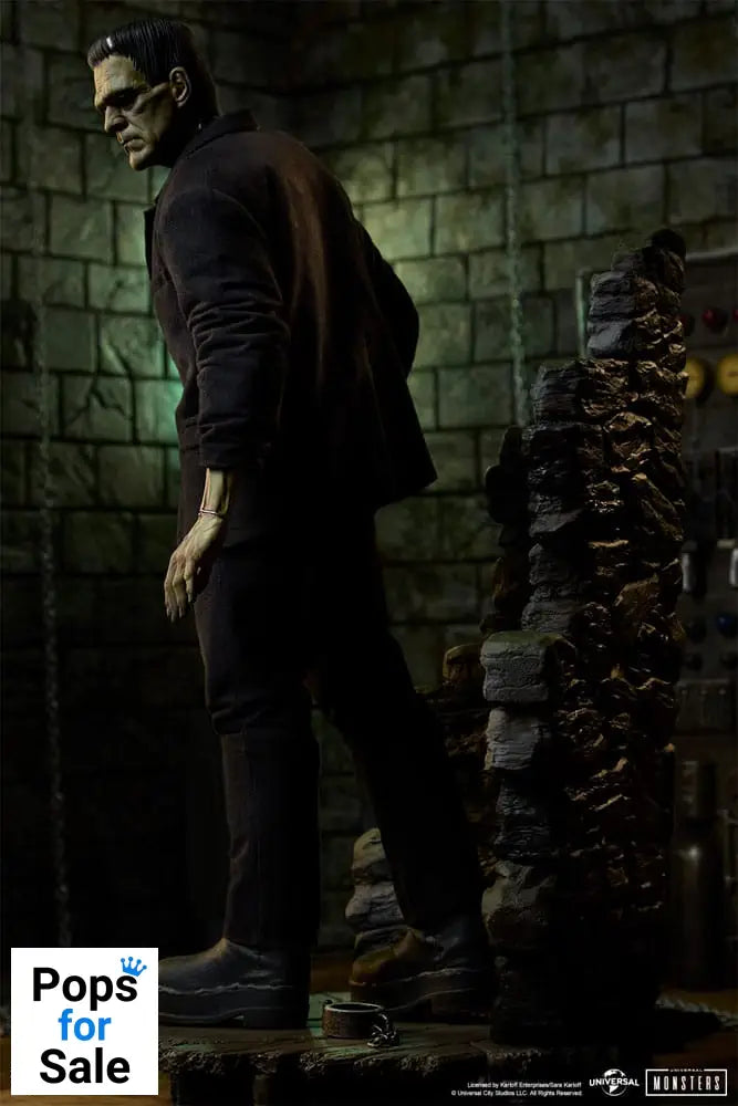 Frankenstein Premium Format Mixed Media Statue Frankenstein (Fabric Costume) 57 cm