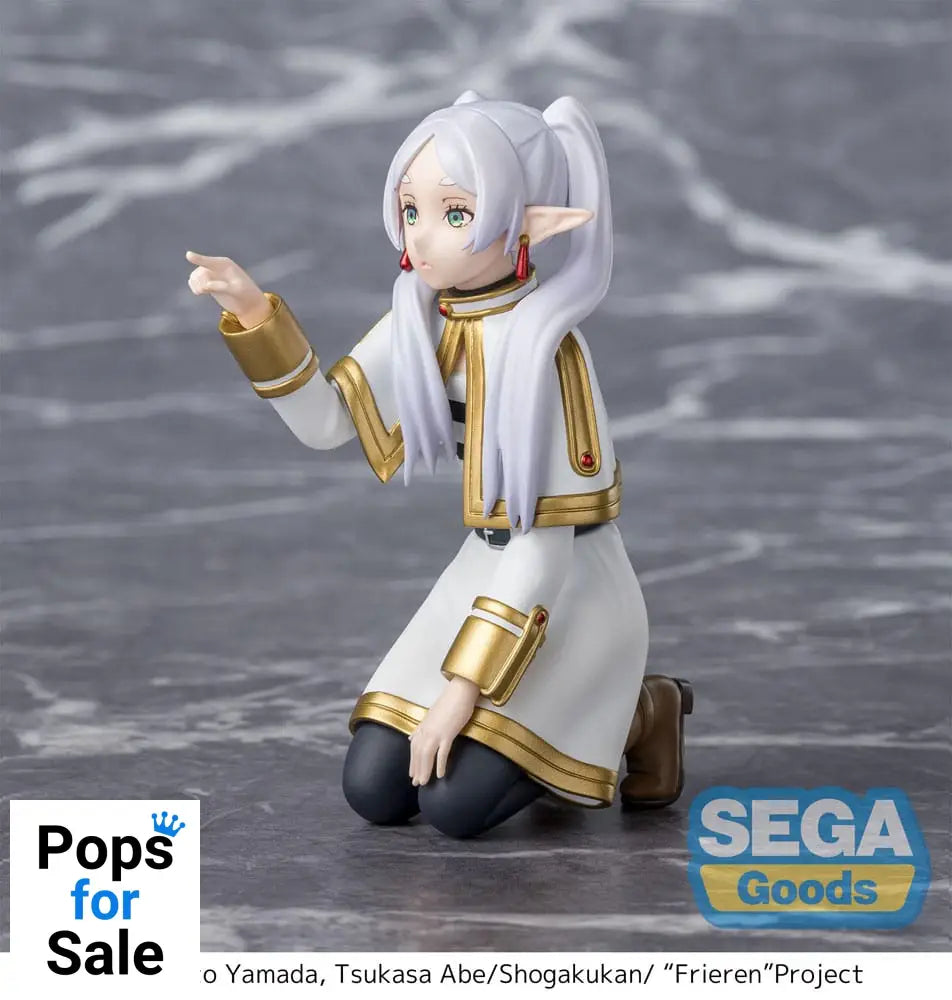 Frieren: Beyond Journey's End PM Perching PVC Statue Frieren Poking Something 10 cm