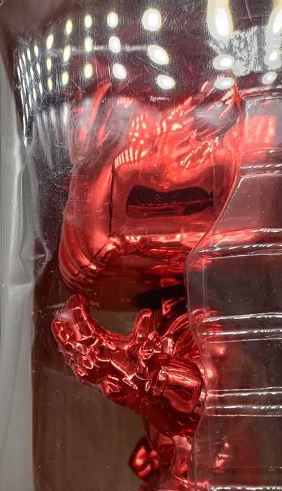 #289 Thanos (Red) Chrome Marvel Avengers Infinity War Box Damaged Funko POP