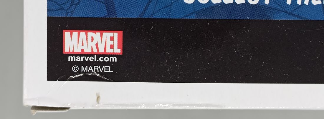 154 Captain Marvel Masked - Marvel - Box Damaged Funko POP