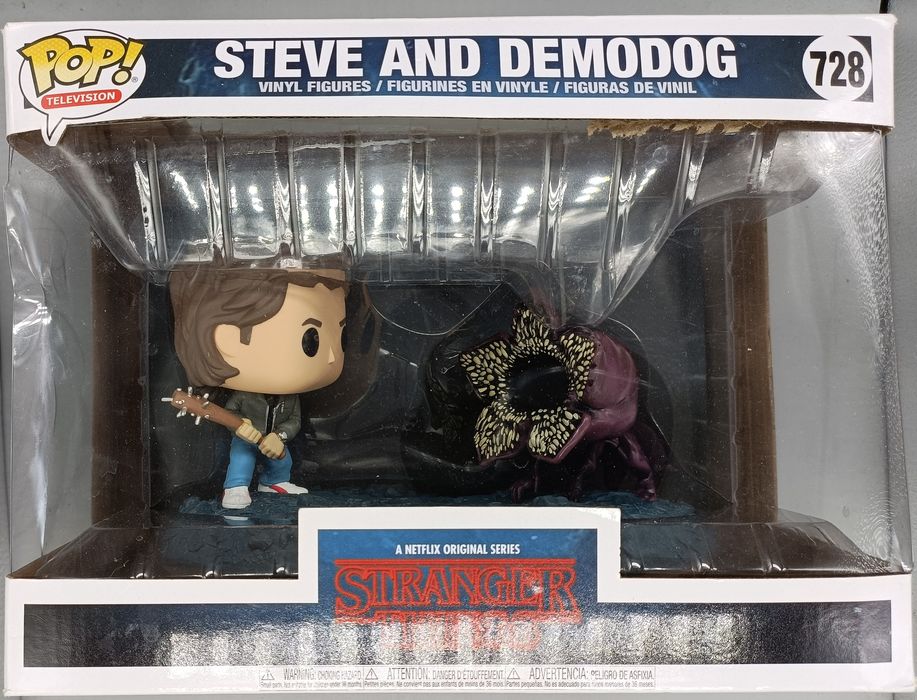 728 Steve and Demodog - TV Moment - Stranger Things - Damaged Box Funko POP
