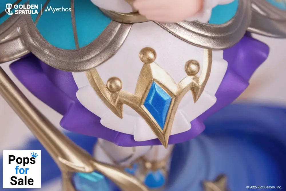 Golden Spatula PVC Statue Prestige Perfume Gem Chibi Janna Figure 17 cm