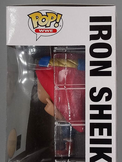 #43 Iron Sheik (Red Keffiyeh) - Chase Edition - WWE Box Damaged Funko POP