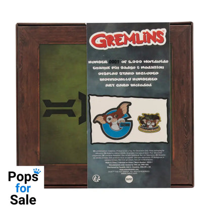 Gremlins Limited Edition Medallion and Pin Set Medallion