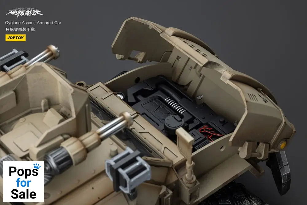 Hardcore Coldplay Vehicle 1/18 Cyclone Assauit Armored Car Action figures