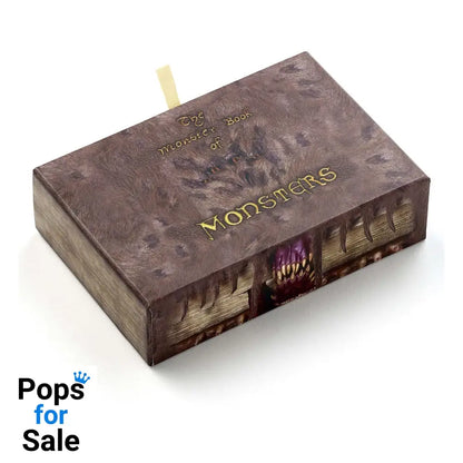 Harry Potter: Monster Book Keychain and Pin Badge Gift Set