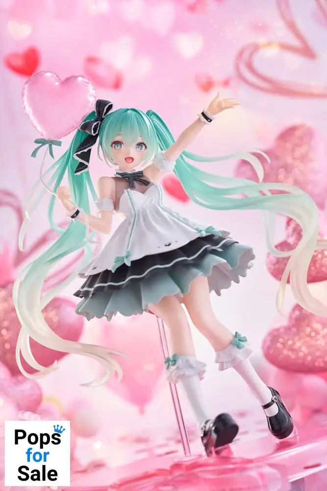 Hatsune Miku AMP+ PVC Statue Statue Hatsune Miku Birthday 2025 Party Ver. 21 cm Statues