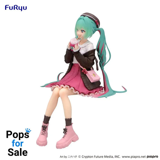 Hatsune Miku Noodle Stopper PVC Statue Autumn Date Pink Color Ver. 14 cm