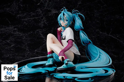 Hatsune Miku Statue 1/4 Yoneyama Mai The Latest Street Style "Cute" Limited Edition 17 cm