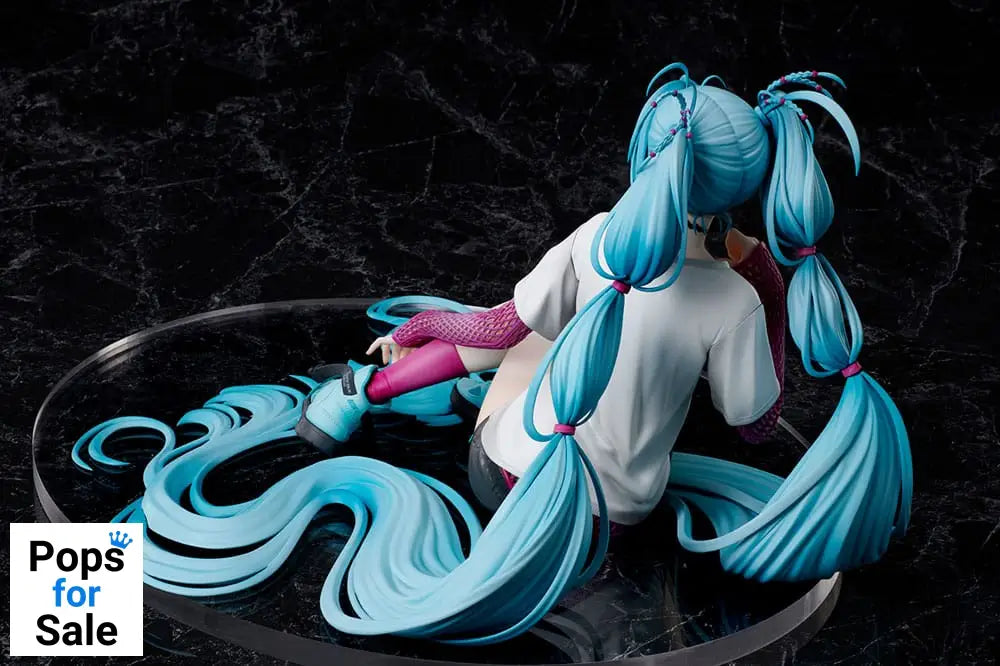 Hatsune Miku Statue 1/4 Yoneyama Mai The Latest Street Style ’Cute’ Limited Edition 17 cm Statues